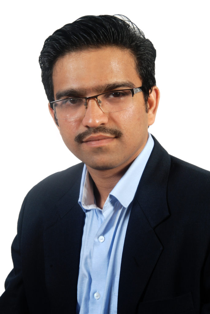 DR. MANISH KOTHARI, consultant Orthopaedic Surgery, Jaslok Hospital, Mumbai